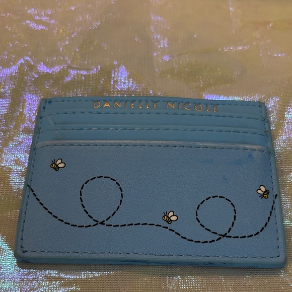 Disney Danielle Nicole Blue Card Holder with Winnie the Pooh Design - Picture 4 of 4